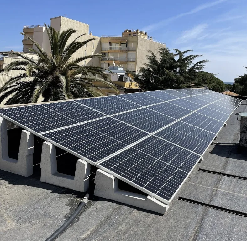 turisme sostenible costa brava placas solares