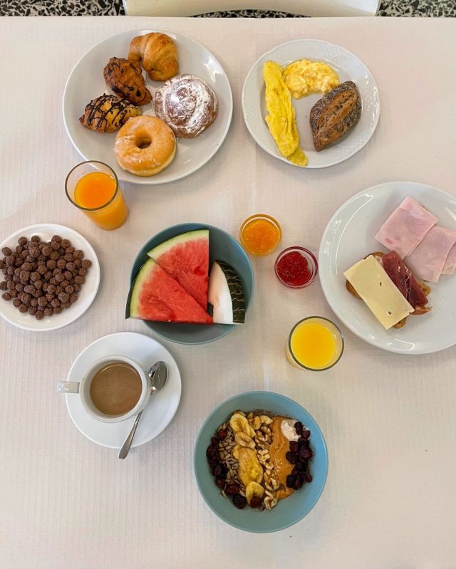 😋Un bon dia sempre comença amb un bon esmorzar☕ Què no pot faltar al teu esmorzar perfecte? Us llegim!👇🏻 
#HotelBellRepos 
.
.
.
.
#hotelbellrepos #hotelsostenible #costabrava #hotelesconencanto #hotelplatjadaro  #hotelsosteniblecatalunya #platjadaro #adem  #hotelcatalunya #esmorzarhotel #esmorzarhotelbellrepos  #visitplatjadaro